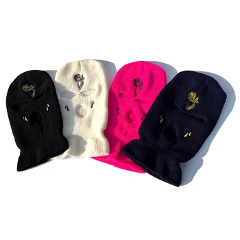Cottvott Вышивка Розовые Слезы Балаклава с тремя отверстиями Маска для всего лица Шапочки Вязаная Шапка Женщины Мужчины Зимние Уличные Теплые шапки